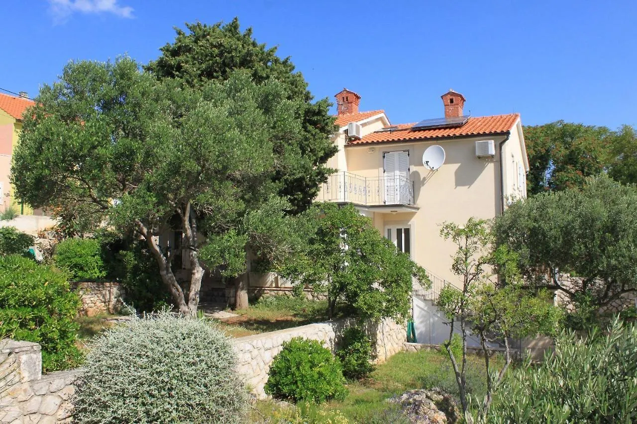Apartment Nerezine 2518C