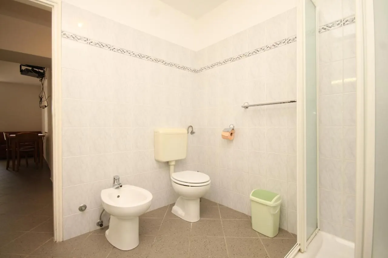 Apartment Nerezine 2518C